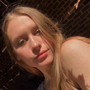 Meet your Posher, Ela